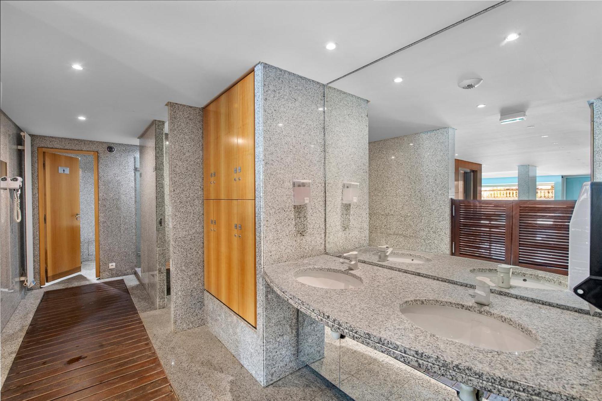 Victoria Bergamote Attic - Happy Rentals Menton Bagian luar foto