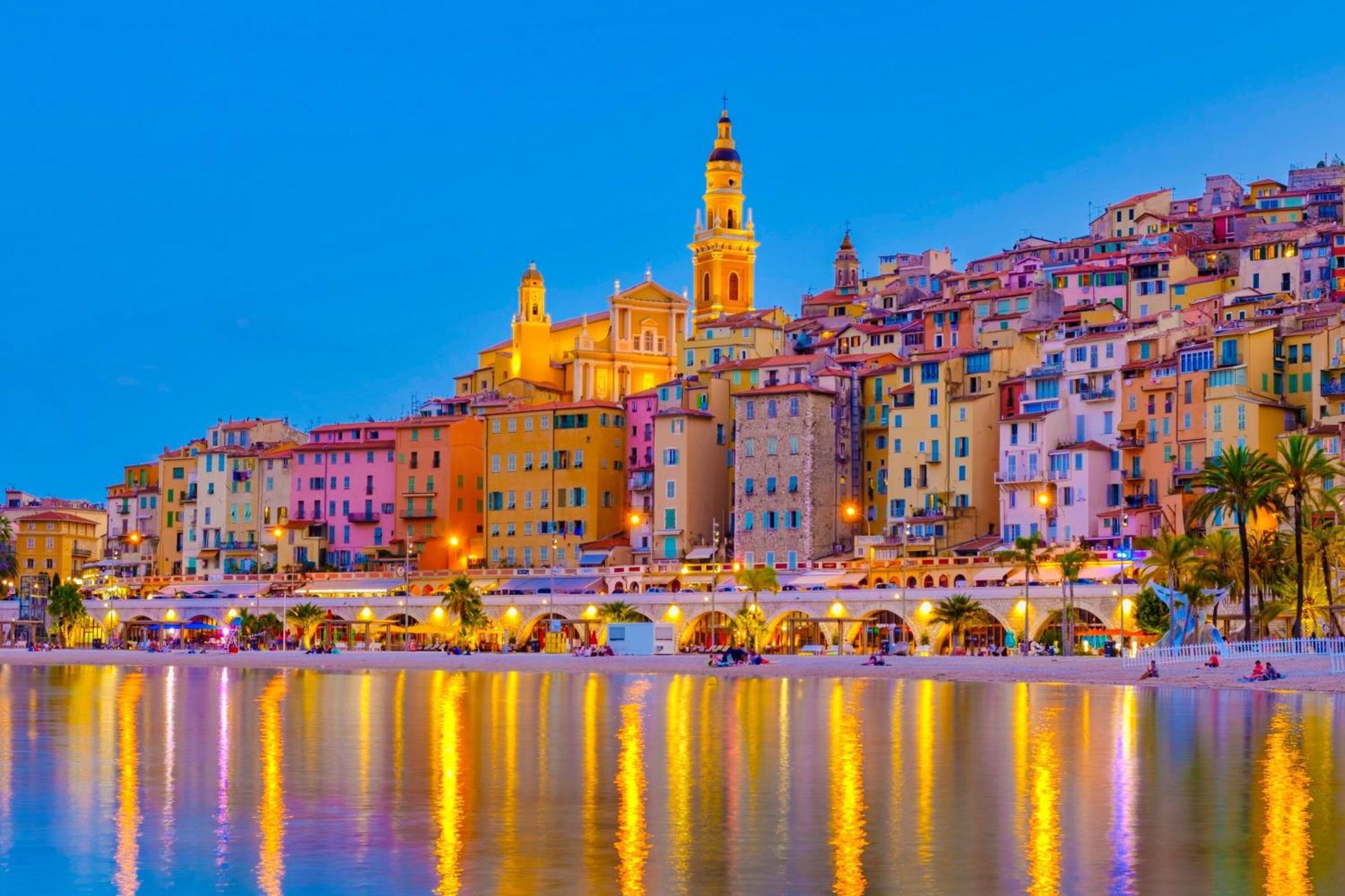 Victoria Bergamote Attic - Happy Rentals Menton Bagian luar foto