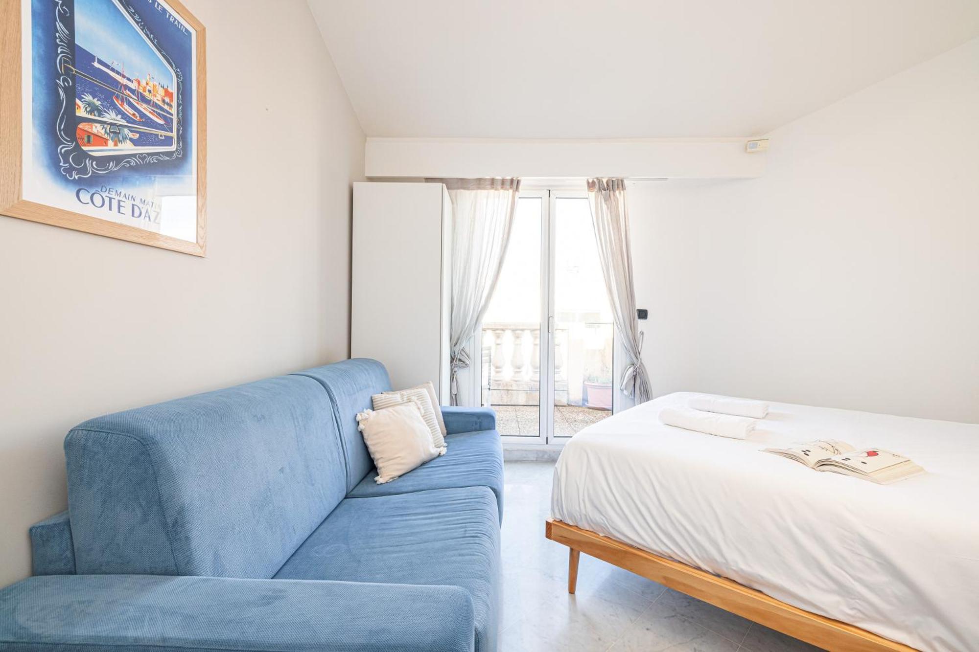 Victoria Bergamote Attic - Happy Rentals Menton Bagian luar foto