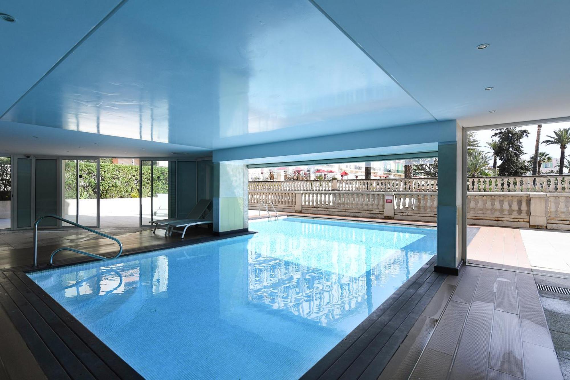Victoria Bergamote Attic - Happy Rentals Menton Bagian luar foto